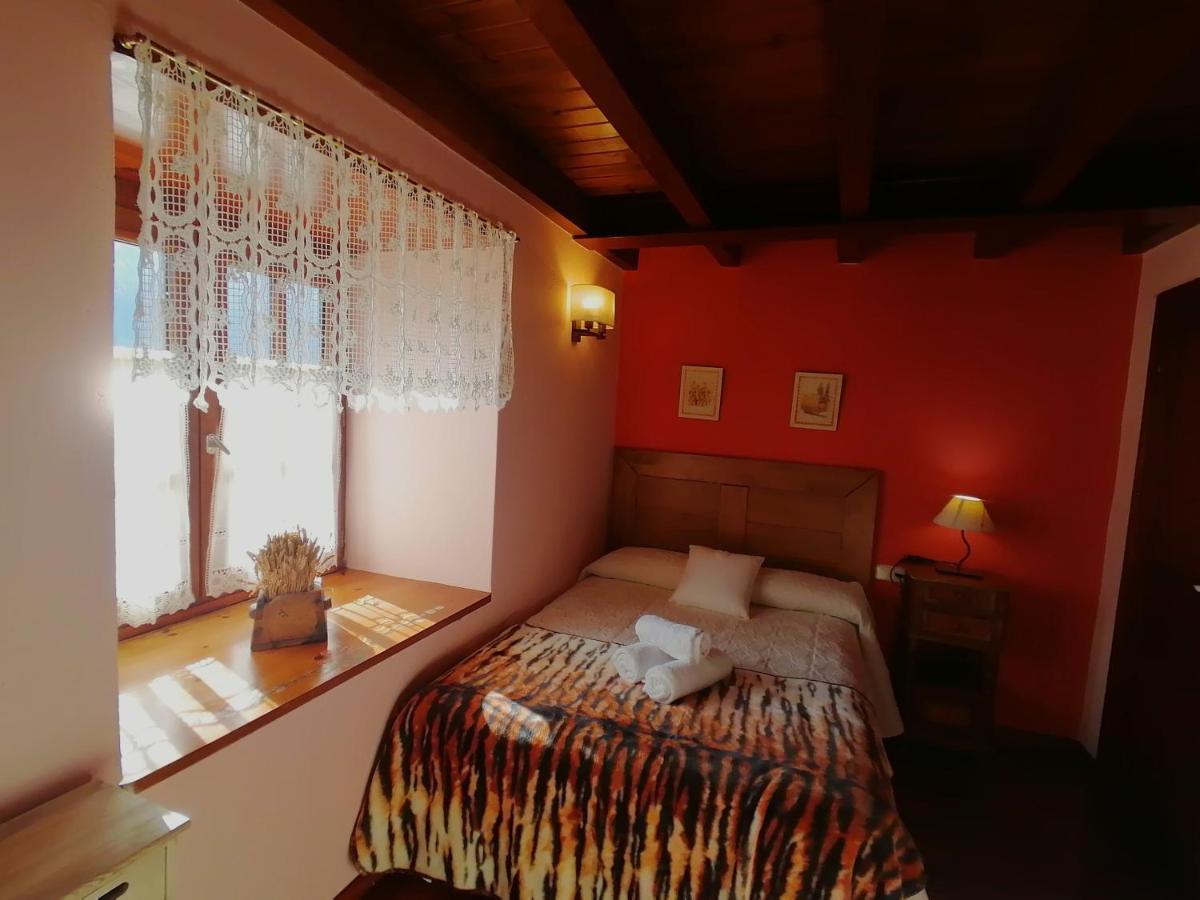 Casa Rural Dera Hont Arrés Exterior foto